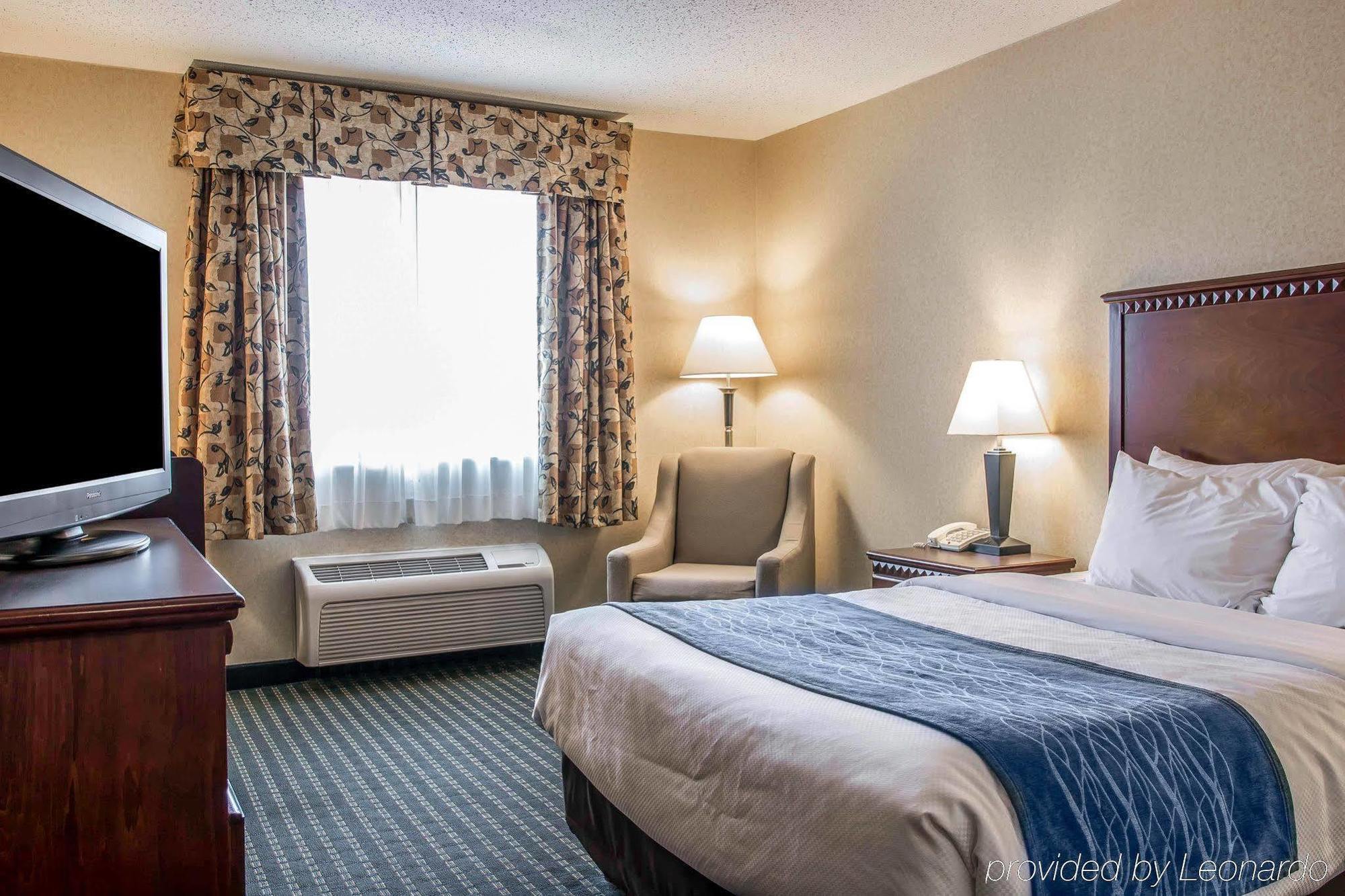Quality Inn Marshall Near I-69 Eksteriør billede