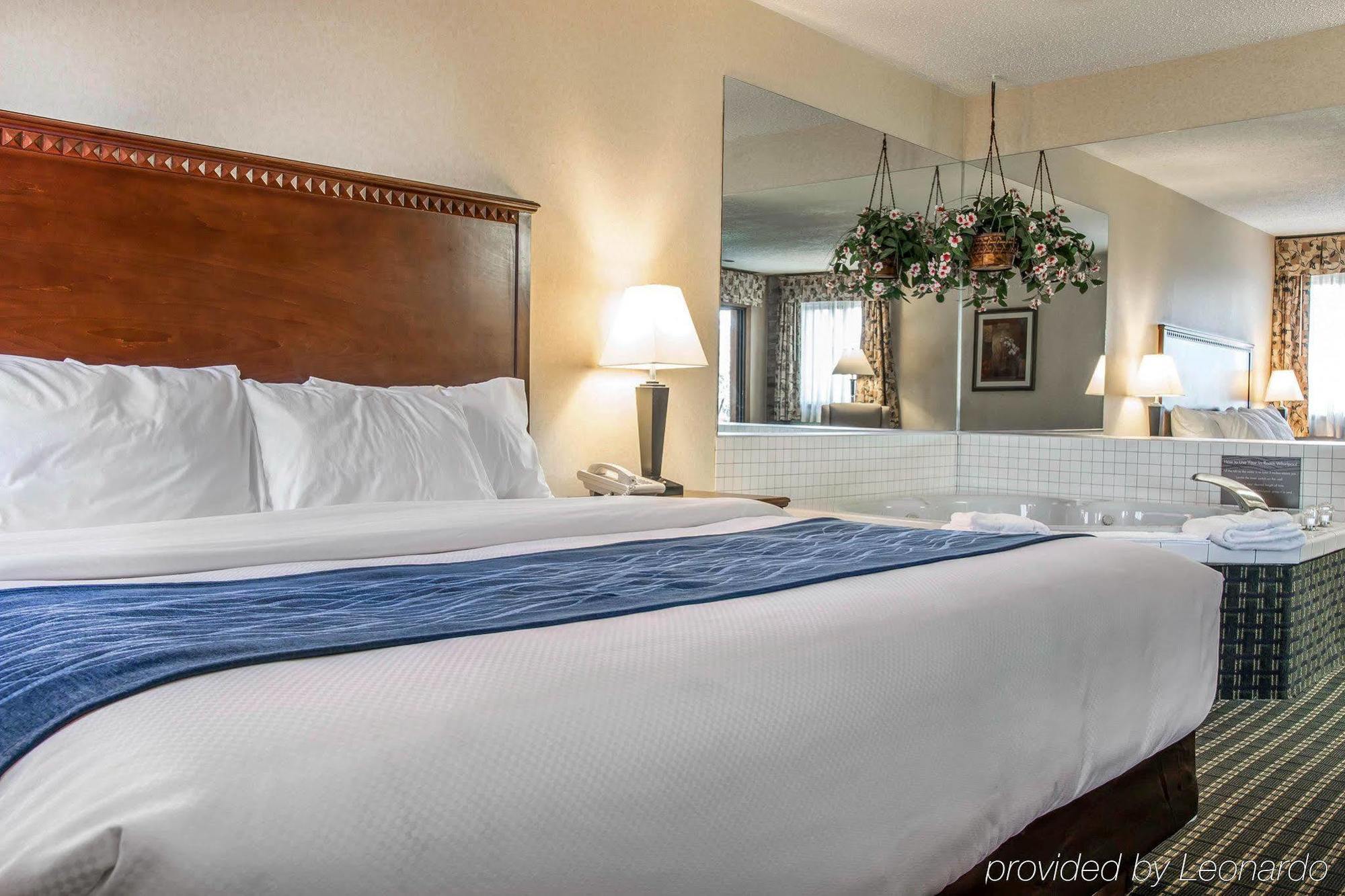 Quality Inn Marshall Near I-69 Eksteriør billede